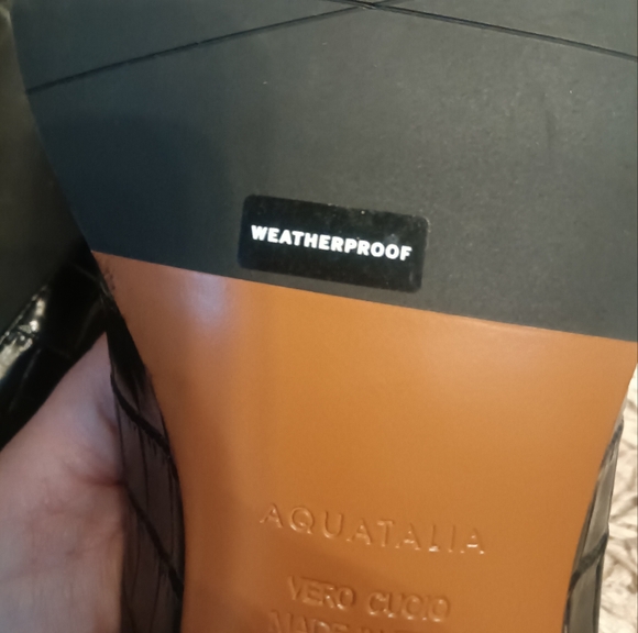 NWOT Aquatalia Marcella Glossy Black Croc-Embossed Leather Loafers - Picture 5 of 6